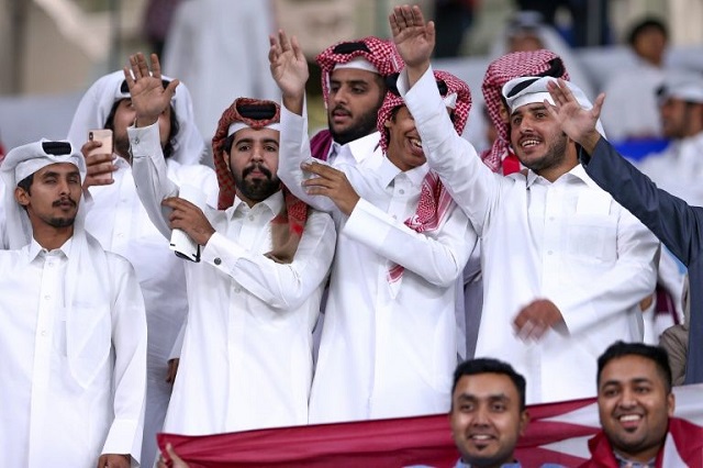 qatari football fans cheer as the emirate hosts saudi arabia in the semi final of the gulf cup in what was seen as 039 sports diplomacy 039 photo afp file