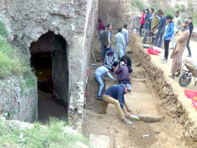 shahi hamam artefacts to star as tourist attraction shahi hamam artefacts to star as tourist attraction