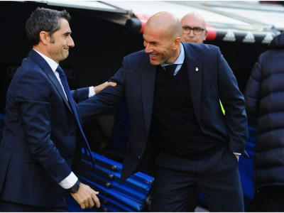zidane and valverde to meet in clasico battle of the survivors