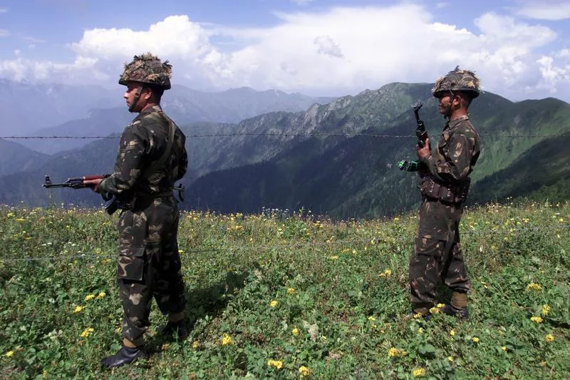 indian army soldiers patrol close to the line of control loc photo reuters indian army soldiers patrol close to the line of control loc photo reuters