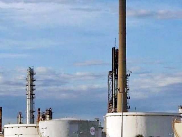 zaidi said that to reduce the heavy traffic pressure in the city a proposal for establishing refined oil storages near the refineries has been sent to the ministry of petroleum photo file zaidi said that to reduce the heavy traffic pressure in the city a proposal for establishing refined oil storages near the refineries has been sent to the ministry of petroleum photo file