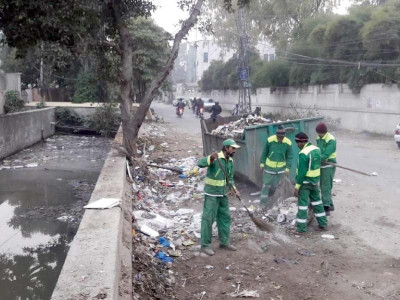 lahore waste management company struggles to keep the city clean lahore waste management company struggles to keep the city clean
