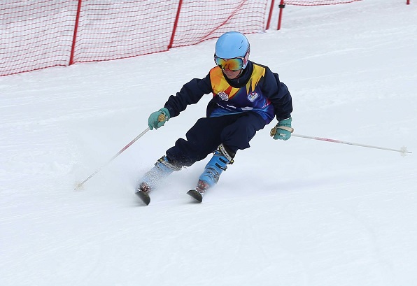 a skier in action during saadia khan ski cup at paf ski resort photo inp