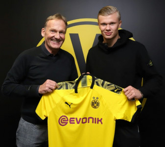 borussia dortmund sign teen striking prodigy haaland borussia dortmund sign teen striking prodigy haaland