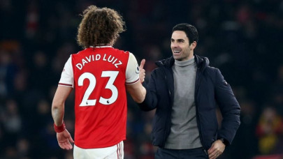 arteta earns first win as arsenal sink man utd but spurs chelsea stumble arteta earns first win as arsenal sink man utd but spurs chelsea stumble