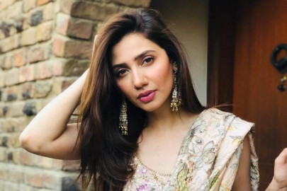 mahira khan talks motherhood in askmahira session on twitter mahira khan talks motherhood in askmahira session on twitter