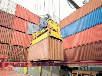 businessmen demand easy regulations for exports