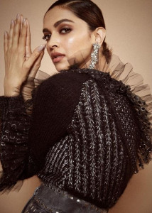 deepika padukone silences reports of using ranveer singh s money for chhapaak deepika padukone silences reports of using ranveer singh s money for chhapaak