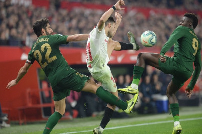 sevilla slip again after draw against bilbao sevilla slip again after draw against bilbao