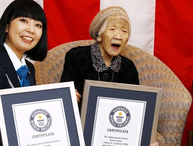 watch japanese woman turns 117 years old extends record as world s oldest person