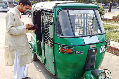 not playing fare customers crack rickshaw driver s skull over fare