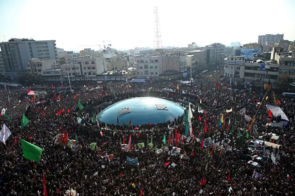 iranian people attend a funeral procession for iranian major general qassem soleimani head of the elite quds force and iraqi militia commander abu mahdi al muhandis who were killed in an air strike at baghdad airport in tehran iran january 6 2020 photo reuters iranian people attend a funeral procession for iranian major general qassem soleimani head of the elite quds force and iraqi militia commander abu mahdi al muhandis who were killed in an air strike at baghdad airport in tehran iran january 6 2020 photo reuters