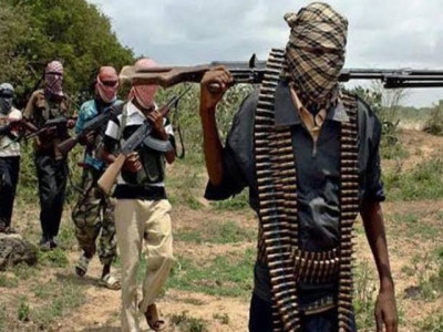 four kenyan civilians killed in al shabaab attack on telecom mast