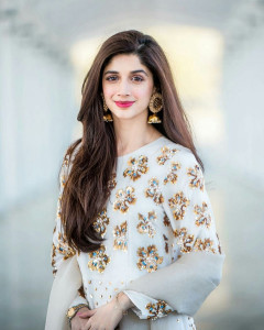 i m no longer embarrassed of my anxiety it s a part of me mawra hocane