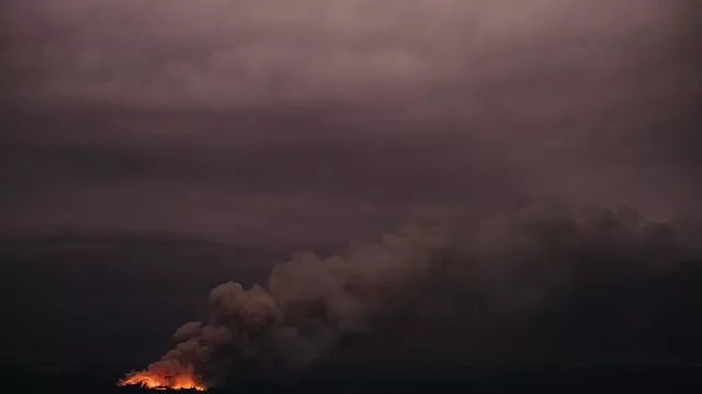 chile 039 s meteorological service said monday that smoke from the fires was visible in chile and argentina photo afp chile 039 s meteorological service said monday that smoke from the fires was visible in chile and argentina photo afp