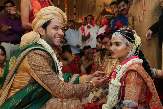 a controversial indian mining tycoon has taken over a royal palace and flown in brazilian dancers at a reported cost of 75 million dollars to celebrate his daughter 039 s wedding as the country reels from a cash crisis afp photo a controversial indian mining tycoon has taken over a royal palace and flown in brazilian dancers at a reported cost of 75 million dollars to celebrate his daughter 039 s wedding as the country reels from a cash crisis afp photo