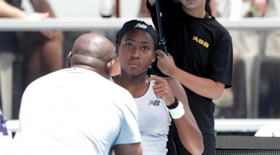 watch tennis prodigy gauff tells father not to curse during match