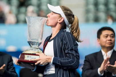 russia s alexandrova wins maiden wta title in shenzhen russia s alexandrova wins maiden wta title in shenzhen