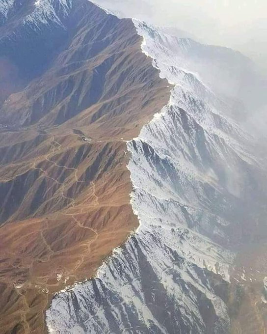 aerial view of chiltan mountain after yesterday s snowfall on quetta side of the mountain photo charnushah twitter