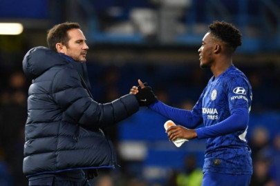 hudson odoi gets first premier league goal as chelsea cruise