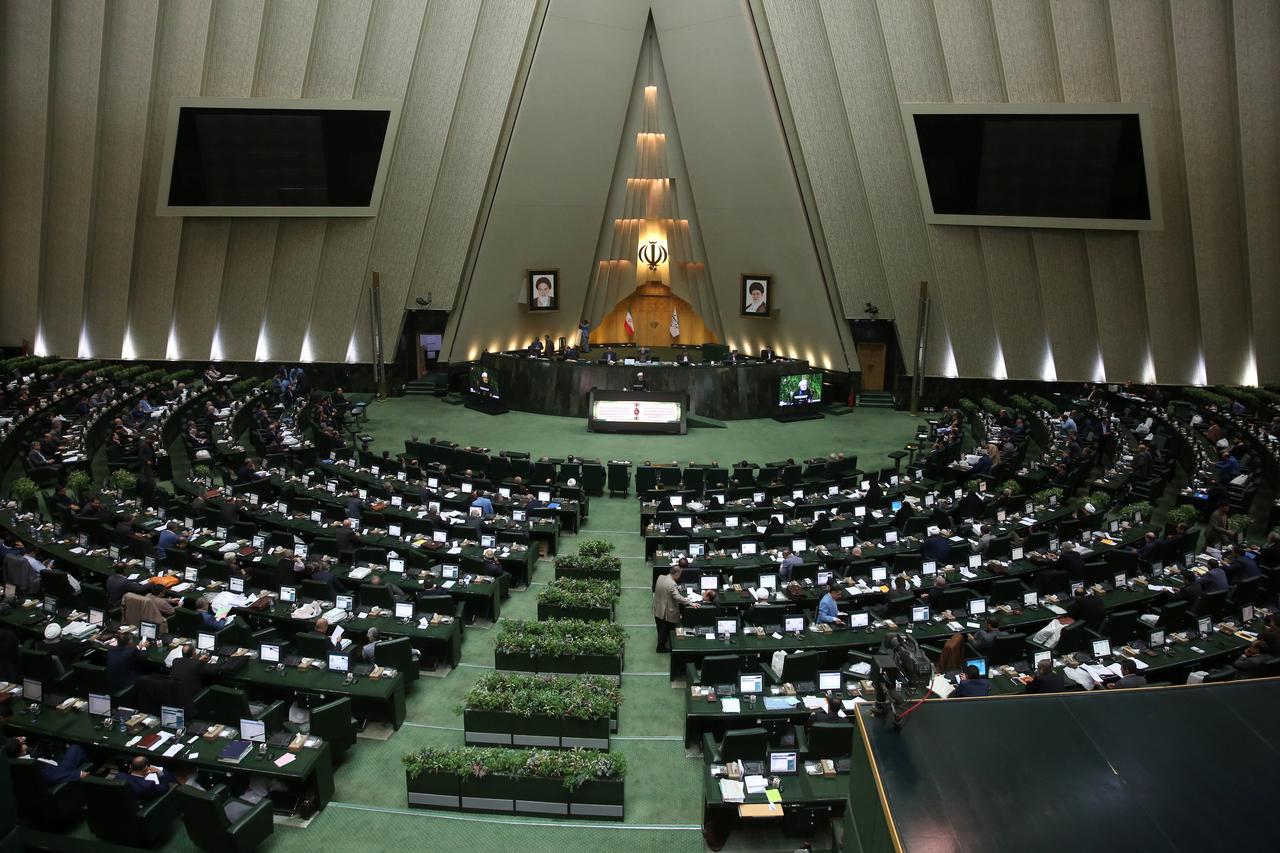 top guards commander briefs iran parliament photo reuters