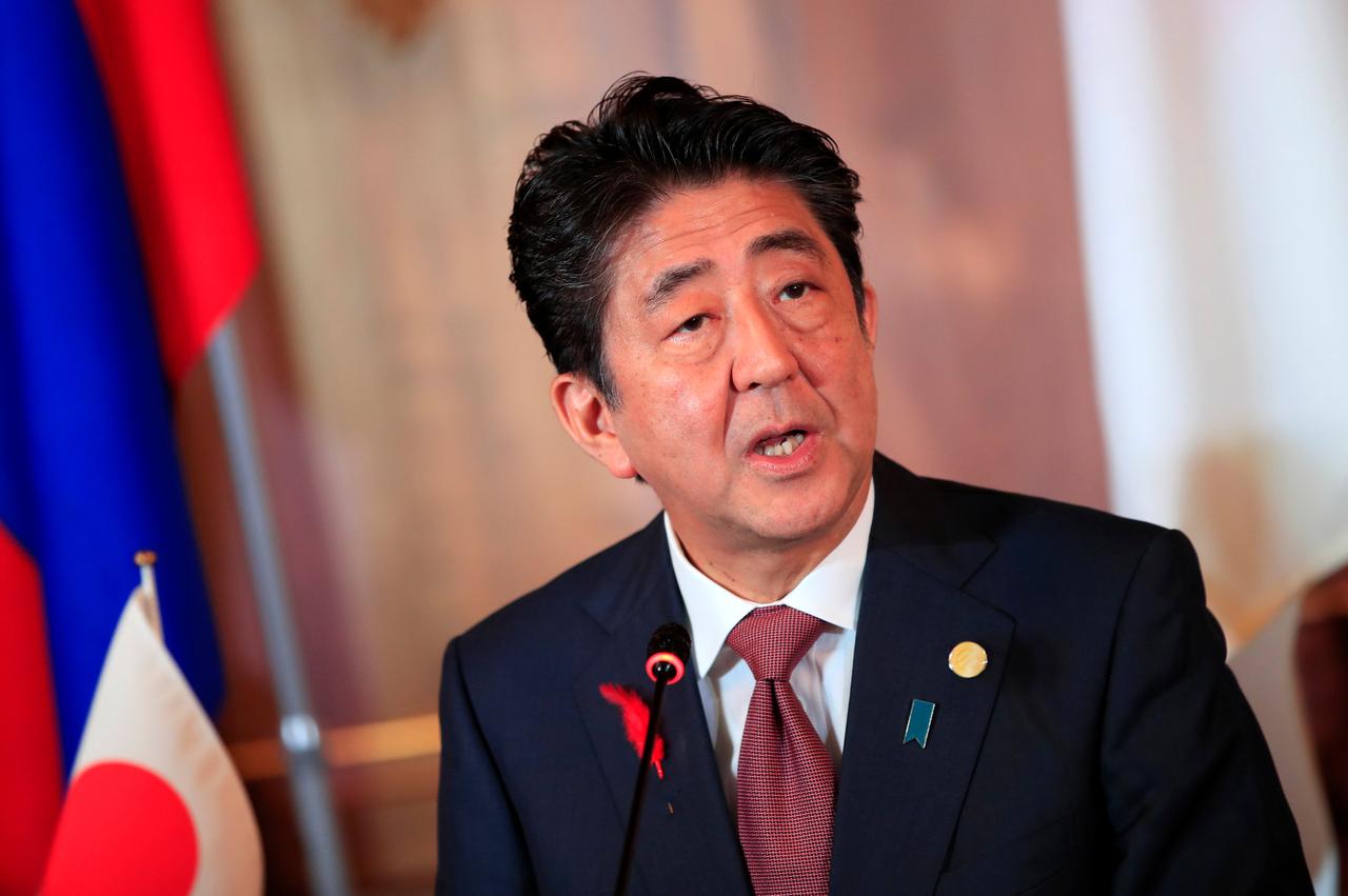 japan s abe warns conflict with iran impacts entire world