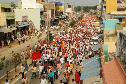 hardline hindus protest huge indian jesus statue hardline hindus protest huge indian jesus statue