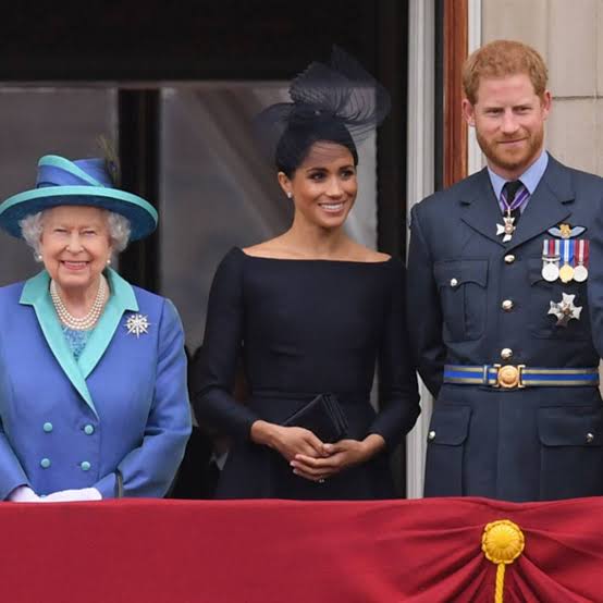 the queen releases official statement about meghan markle prince harry s royal exit