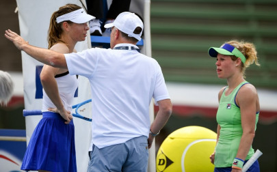 right call sharapova match abandoned in smoggy melbourne right call sharapova match abandoned in smoggy melbourne