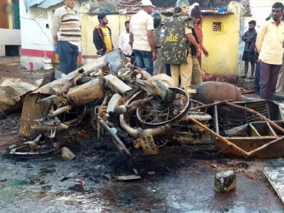 arrests in indian town after hindu muslim riots sparked by bikers