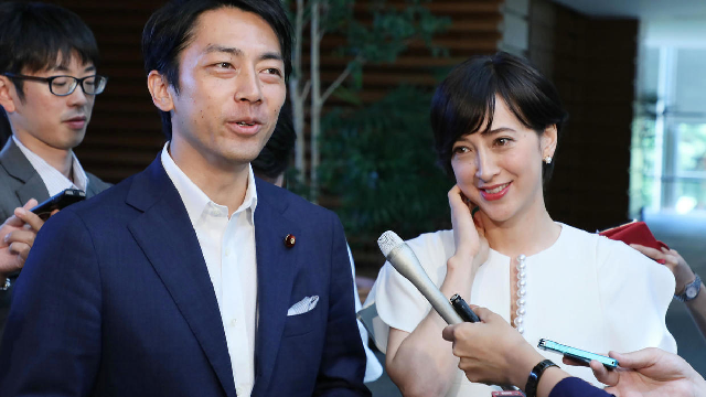 japan minister becomes first to announce paternity leave