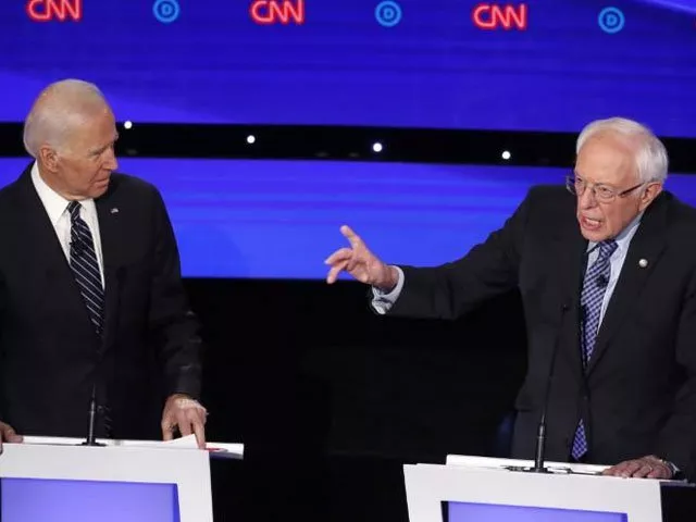 sanders and biden clash on foreign policy trade in debate in iowa photo reuters sanders and biden clash on foreign policy trade in debate in iowa photo reuters