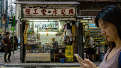 hong kong protest shoppers show their true colours hong kong protest shoppers show their true colours