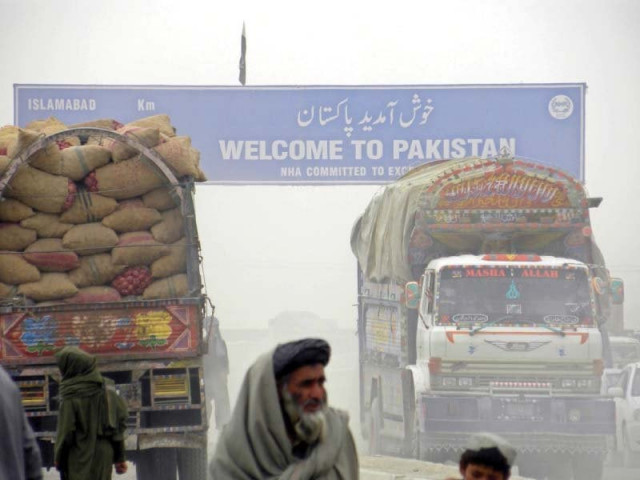 a senior customs official revealed that apart from tax evasion the officers also allowed violation of import and export rules photo file a senior customs official revealed that apart from tax evasion the officers also allowed violation of import and export rules photo file