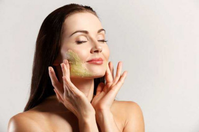 4 home remedies to help skin look younger and firmer 4 home remedies to help skin look younger and firmer