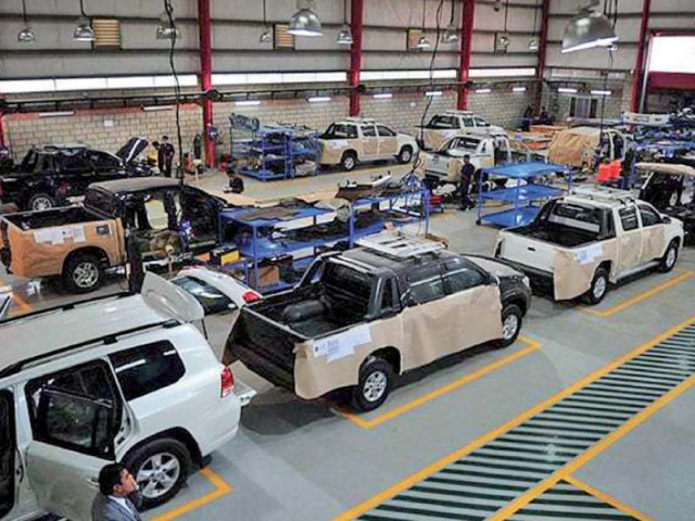 it was for the first time in recent months that the sectors reporting growth outnumbered the ones showing contraction photo file it was for the first time in recent months that the sectors reporting growth outnumbered the ones showing contraction photo file