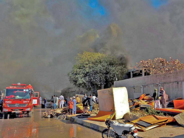 clouds of smoke covered the sky as flames engulfed the factory foam and other goods in the factory were gutted in the fire photo inp clouds of smoke covered the sky as flames engulfed the factory foam and other goods in the factory were gutted in the fire photo inp