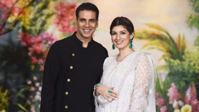 akshay kumar shares a visual representation of his married life akshay kumar shares a visual representation of his married life
