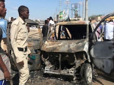 car bomb hits turkish contractors police in town outside somali capital police car bomb hits turkish contractors police in town outside somali capital police