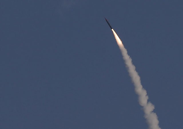 india test fires submarine launched ballistic missile