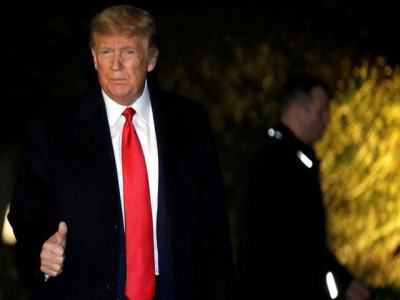 trump s senate trial begins as a polarised america looks on trump s senate trial begins as a polarised america looks on