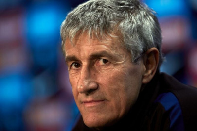 barca considering signing a striker setien