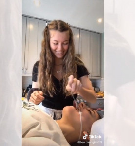 tiktok challenge would you eat cereal out of a friend s mouth