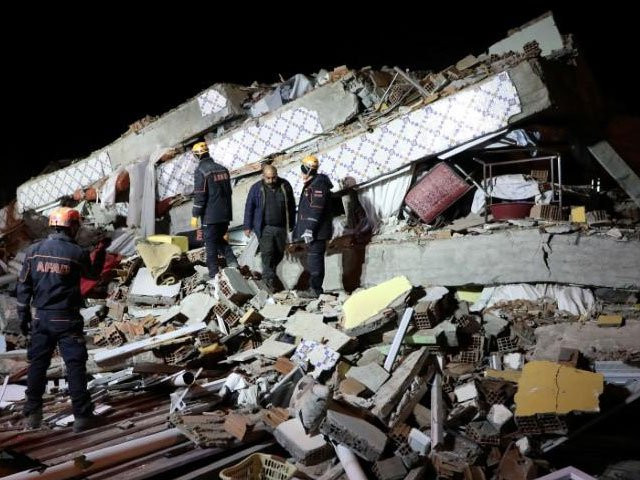 rescue workers search on a collapsed building after an earthquake in elazig turkey january 25 2020 photo reuters rescue workers search on a collapsed building after an earthquake in elazig turkey january 25 2020 photo reuters