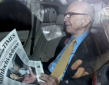 politicians and media politicians and media