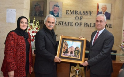 palestine gifts mobile clinic to pakistan palestine gifts mobile clinic to pakistan