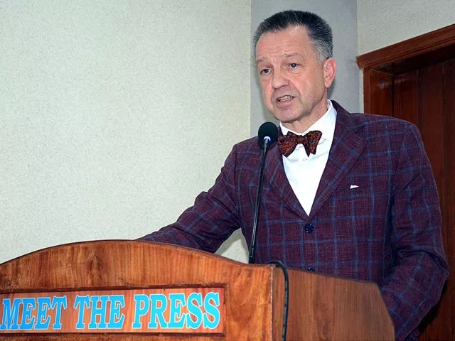 german ambassador dr bernhard schlagheck addresses media at karachi press club during a visit on tuesday photo app german ambassador dr bernhard schlagheck addresses media at karachi press club during a visit on tuesday photo app