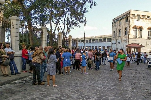 the earthquake triggered a brief tsunami alert and sending hundreds of people pouring onto the streets of havana photo afp