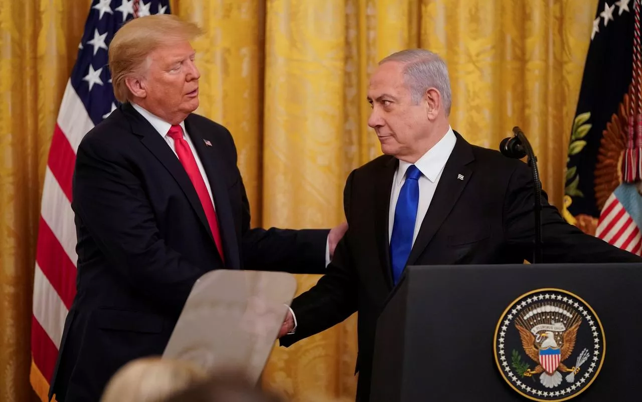 us president donald trump shakes hands with israel 039 s prime minister benjamin netanyahu during a joint news conference to announce a new middle east peace plan proposal in the east room of the white house in washington us us president donald trump shakes hands with israel 039 s prime minister benjamin netanyahu during a joint news conference to announce a new middle east peace plan proposal in the east room of the white house in washington us