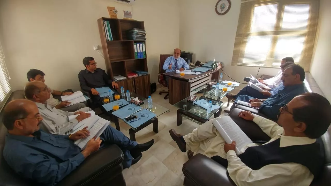 university of turbat vice chancellor dr abdul razzak sabir photo mohammad zafar university of turbat vice chancellor dr abdul razzak sabir photo mohammad zafar